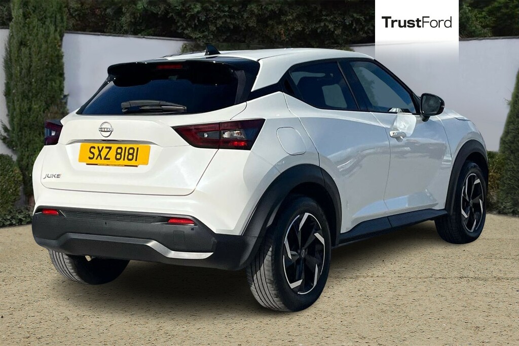 Nissan Juke Tekna Grey #4