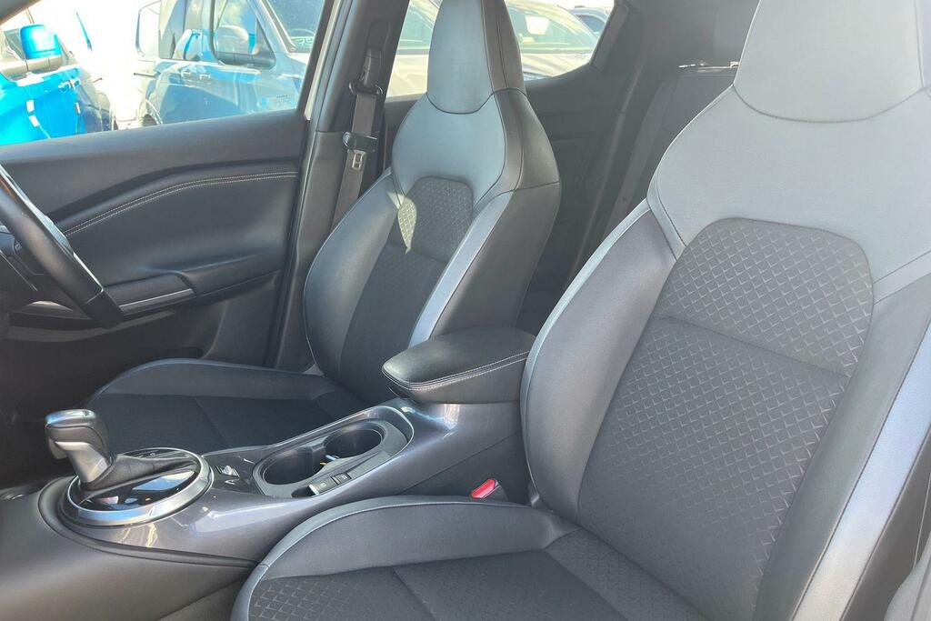 Nissan Juke Tekna Grey #19