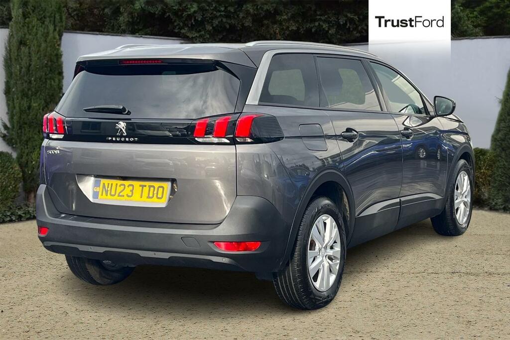 Peugeot 5008 1.2 Puretech Active Premium Grey #4