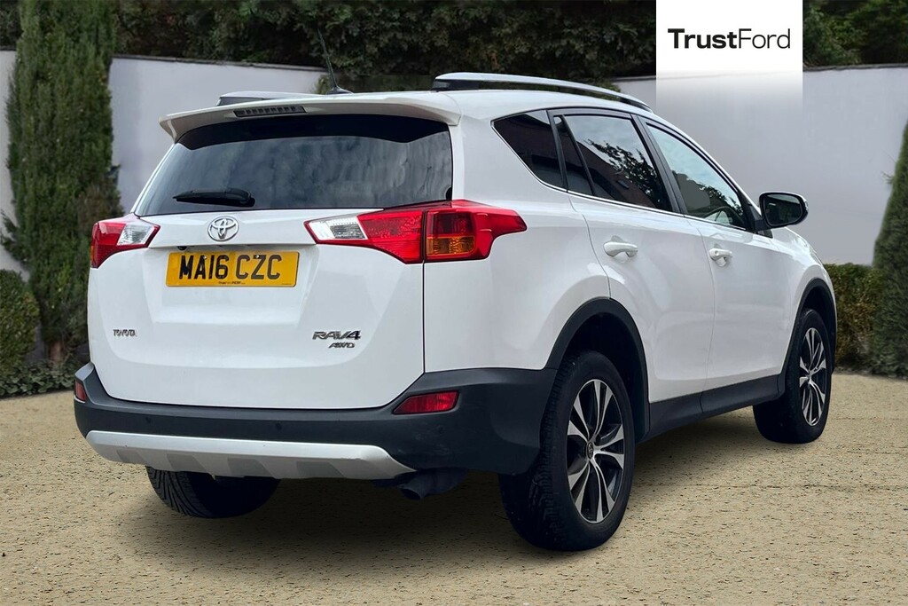 Toyota Rav 4 2.2 D-4d Invincible White #4