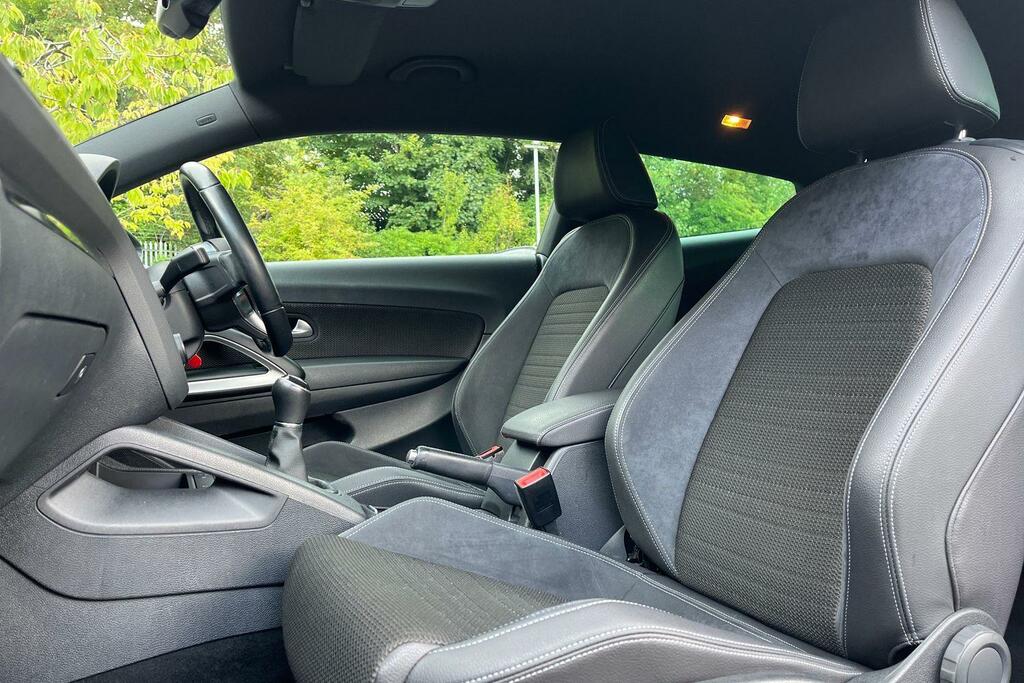 Volkswagen Scirocco 2.0 R Line Tdi Bluemotion Technology 182 Bhp Blue #18
