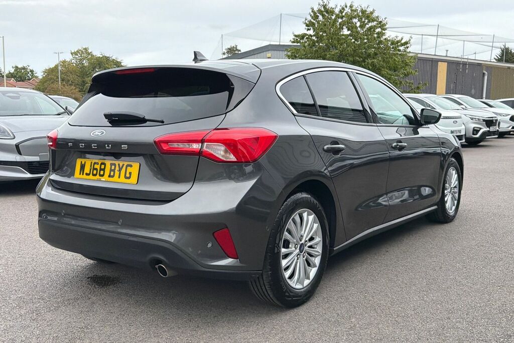 Ford Focus 1.0 Ecoboost 125 St-line X Grey #40
