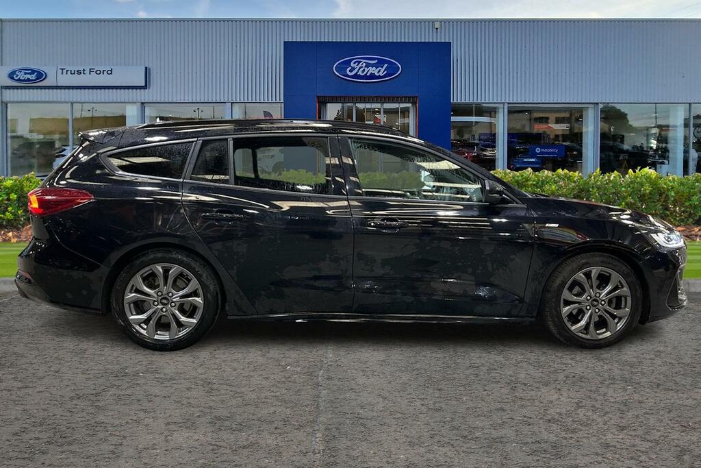 Ford Focus 1.0 Ecoboost Hybrid Mhev 155 St-line Black #3