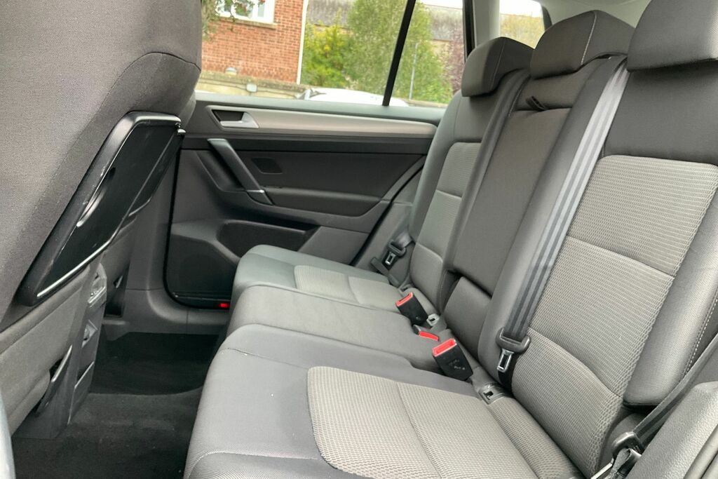 Volkswagen Golf SV Mpv Silver #20