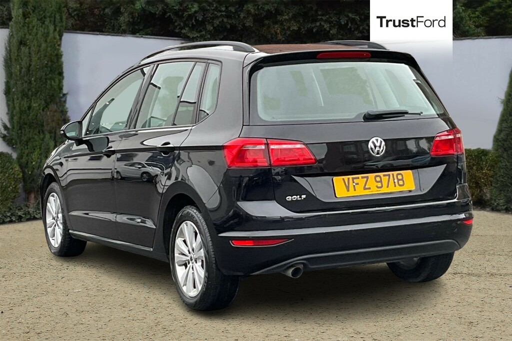 Volkswagen Golf SV 1.6 Tdi 110 Se Black #2