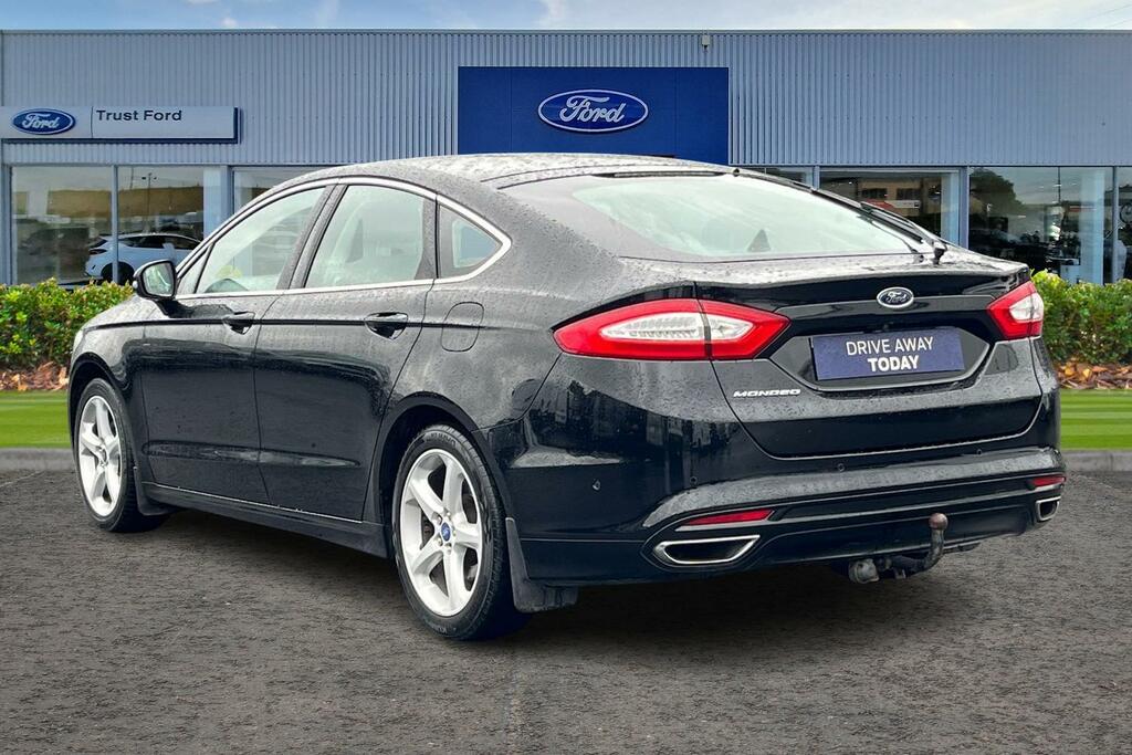Ford Mondeo 2.0 Tdci Titanium Hatchback Powershift Black #2