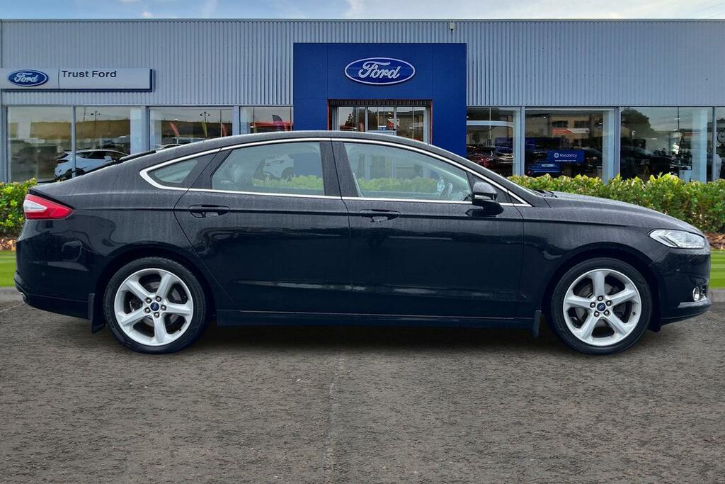 Ford Mondeo 2.0 Tdci Titanium Hatchback Powershift Black #3