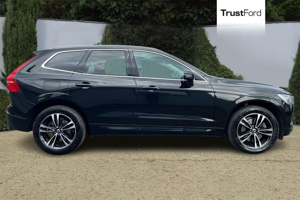 Volvo XC60 2.0 T4 190 Edition Geartronic Black #3