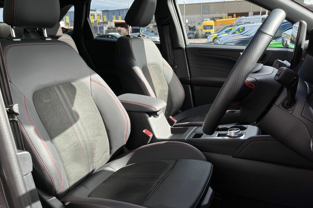 Ford Kuga 2.5 Phev St-line Cvt Black #17