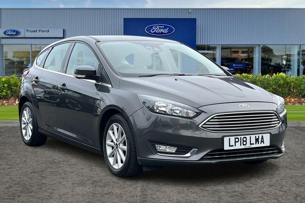 Ford Focus 1.0T Ecoboost Titanium Hatchback E Grey