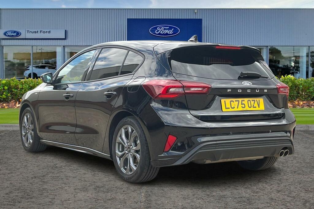 Ford Focus 1.0 Ecoboost Hybrid Mhev 155 St-line Black #2