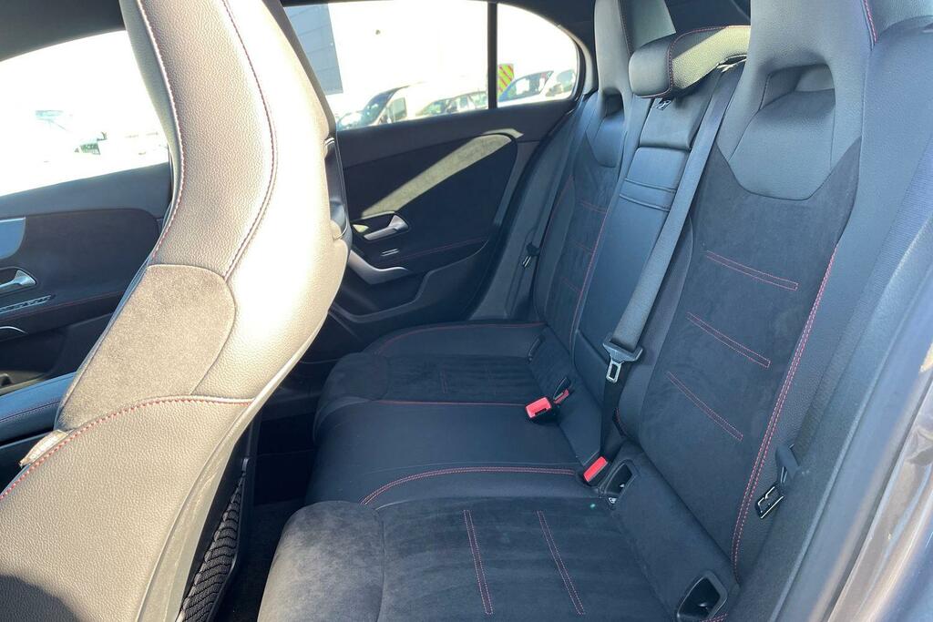 Mercedes-Benz A Class A180 Amg Line Premium Plus Silver #20