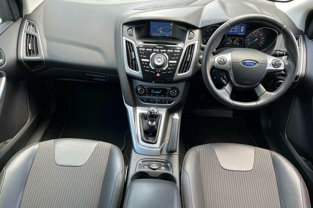 Ford Focus 1.6 Tdci Titanium X Euro 5 Ss Grey #10