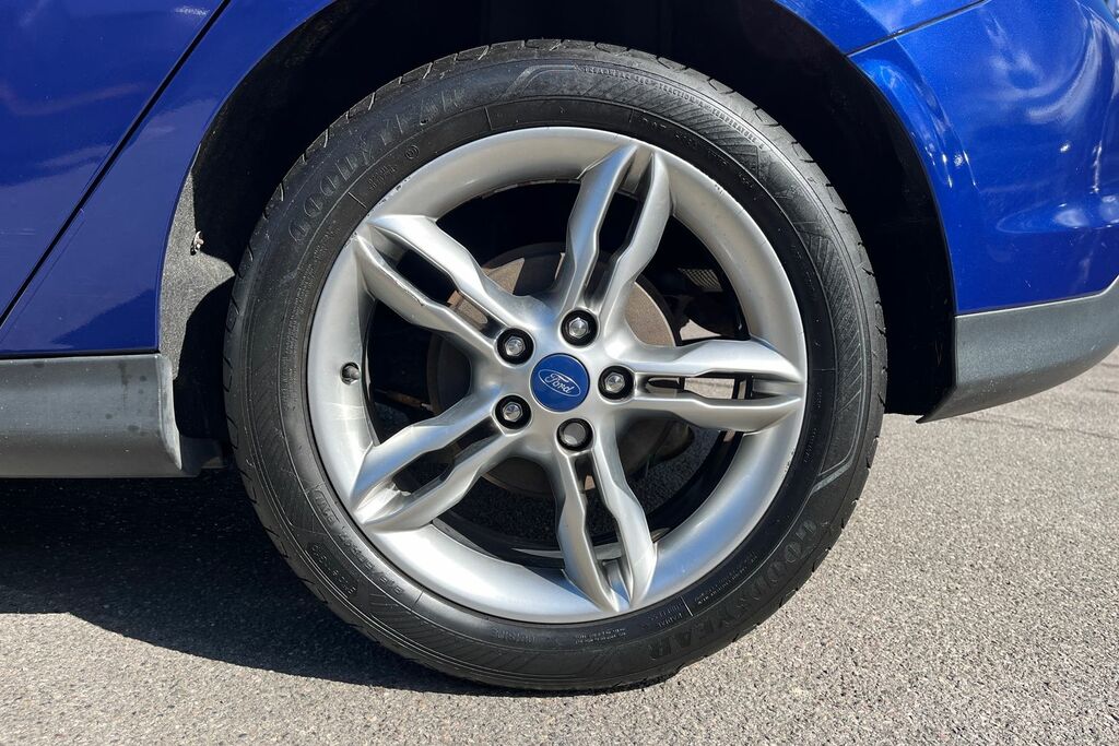 Ford Focus 1.6 Tdci Titanium X Euro 5 Ss Grey #8
