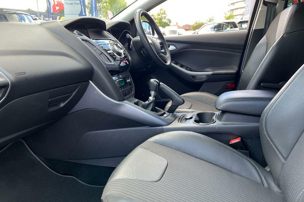 Ford Focus 1.6 Tdci Titanium X Euro 5 Ss Grey #18