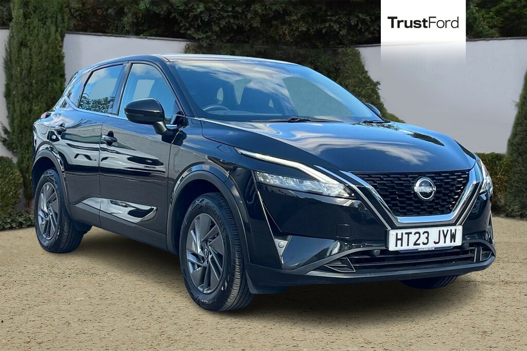 Nissan Qashqai 1.3 Dig-t Mh Acenta Premium Black