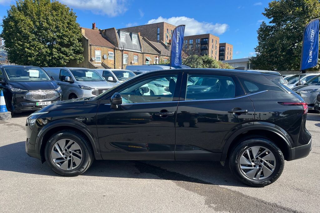 Nissan Qashqai E-power Tekna Plus Grey #32