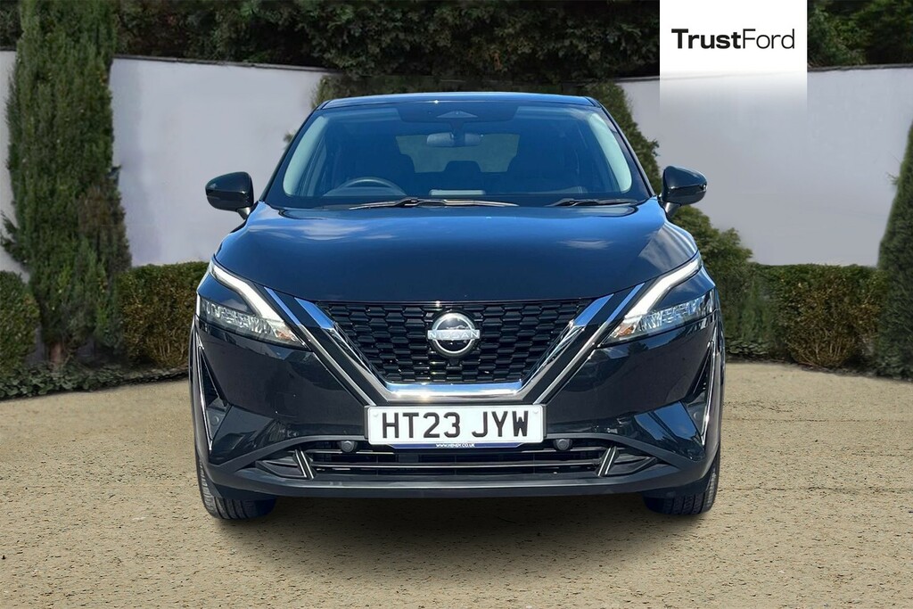 Nissan Qashqai 1.3 Dig-t Mh Acenta Premium Black #6