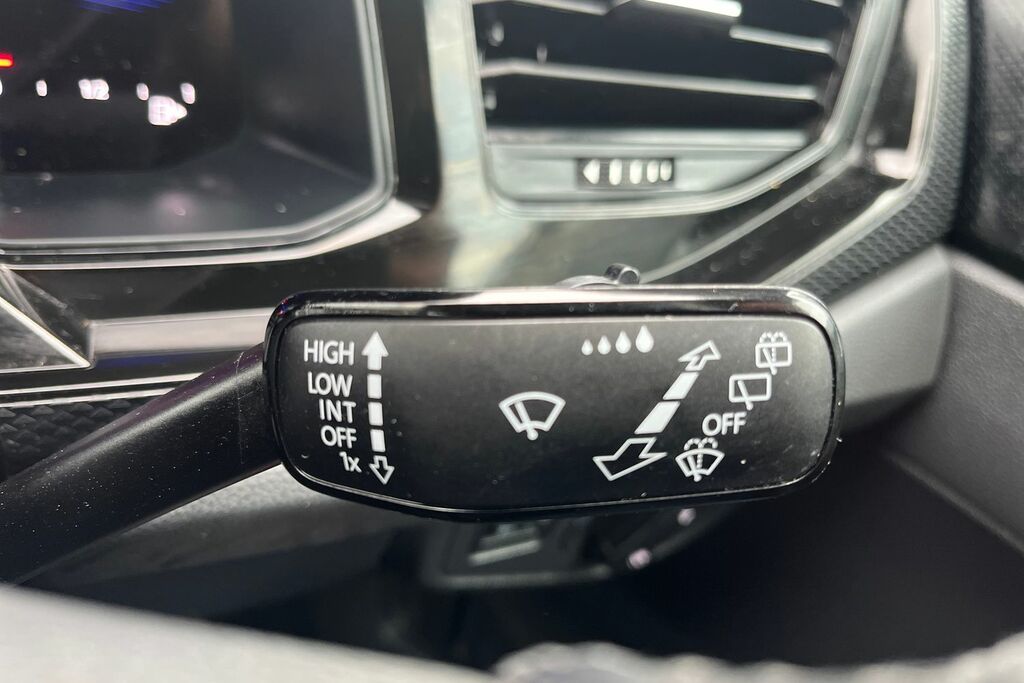 Volkswagen Polo Hatchback Black #15