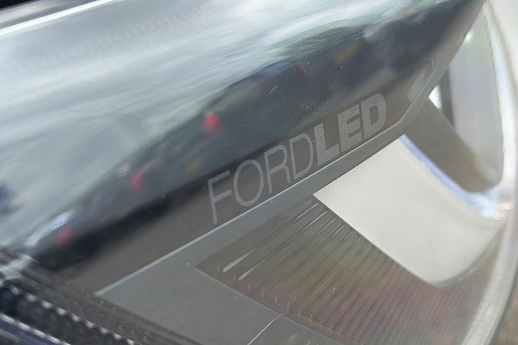 Ford Focus 1.0 Ecoboost Hybrid Mhev 155 St-line Grey #33