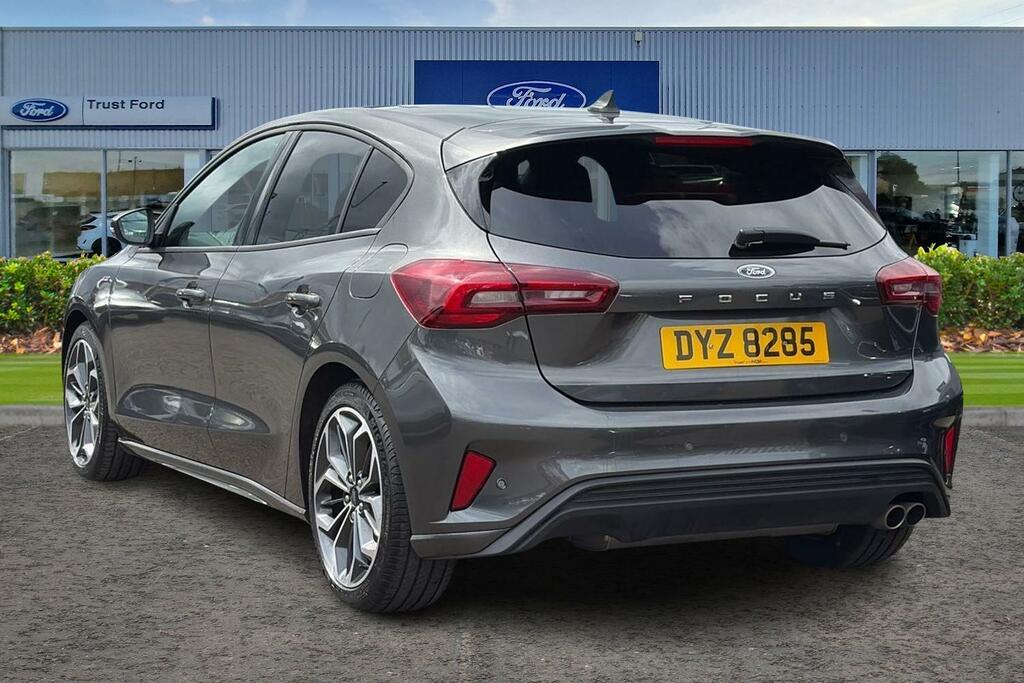 Ford Focus 1.0 Ecoboost Hybrid Mhev 155 St-line Grey #2