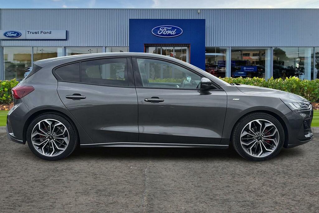 Ford Focus 1.0 Ecoboost Hybrid Mhev 155 St-line Grey #3