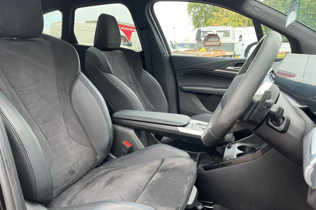 BMW 2 Series 230I M Sport Step 2025 Blue #17