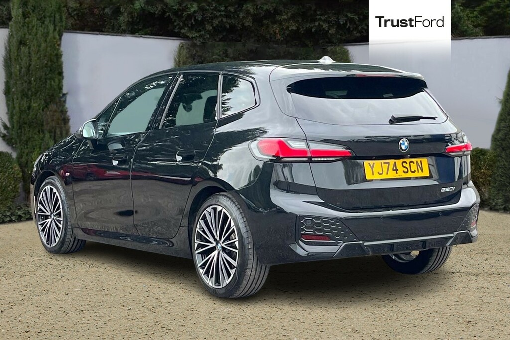 BMW 2 Series 220I Mht M Sport Dct Black #2