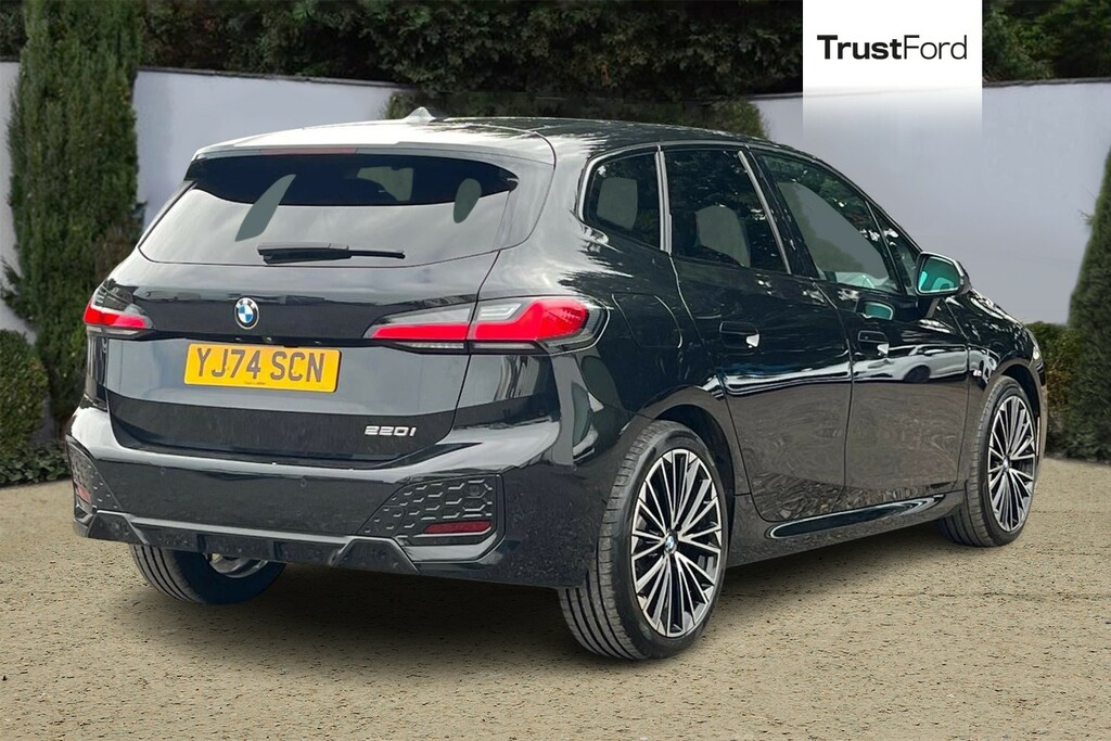 BMW 2 Series 220I Mht M Sport Dct Black #4