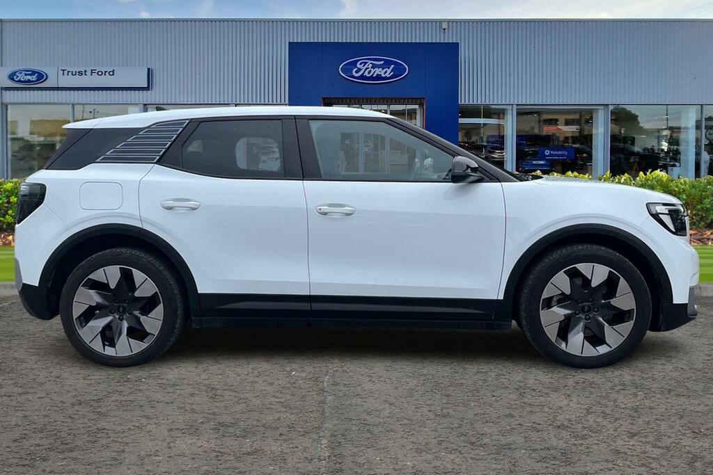 Ford Explorer Extended Range 79Kwh Premium Suv White #3