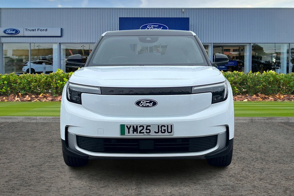 Ford Explorer Extended Range 79Kwh Premium Suv White #6