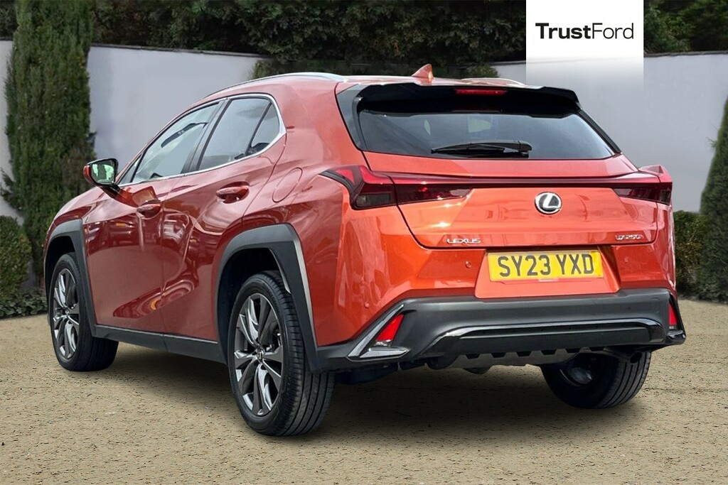 Lexus UX 2.0 F-sport Design Cvt Orange #2
