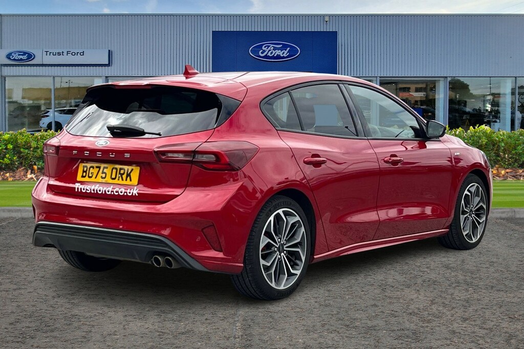 Ford Focus 1.0T Ecoboost Mhev St-line X Hatchback Red #4
