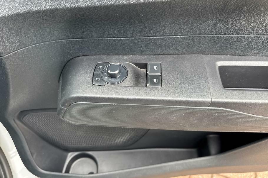 Ford Transit Courier 1.0 125Ps Ecoboost Active Panel Van Aut Silver #22