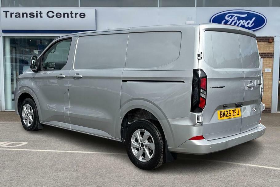 Ford Transit Custom 320 Limited L1 Swb Fwd 2.0 Ecoblue 136Ps Silver #2