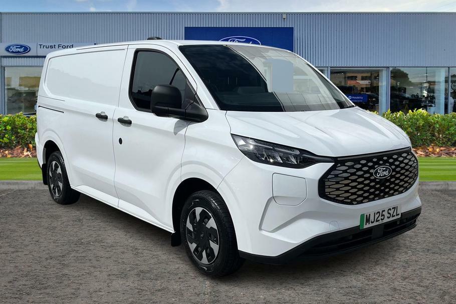 Ford Transit Custom 320 Trend L1 Swb Rwd 100Kw 65Kwh Low Roof White