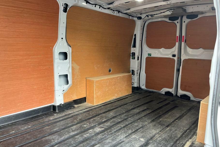 Ford Transit Custom 300 L2 Fwd 2.0 Ecoblue 136Ps H1 Limited White #4