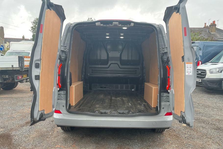 Ford Transit Custom 320 Limited L1 Swb Rwd 100Kw 65Kwh Low Roof WR26OFM Grey #6