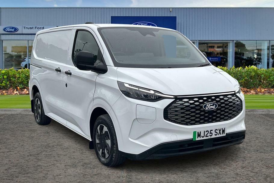Ford Transit Custom 320 Trend L1 Swb Rwd 100Kw 65Kwh Low Roof White