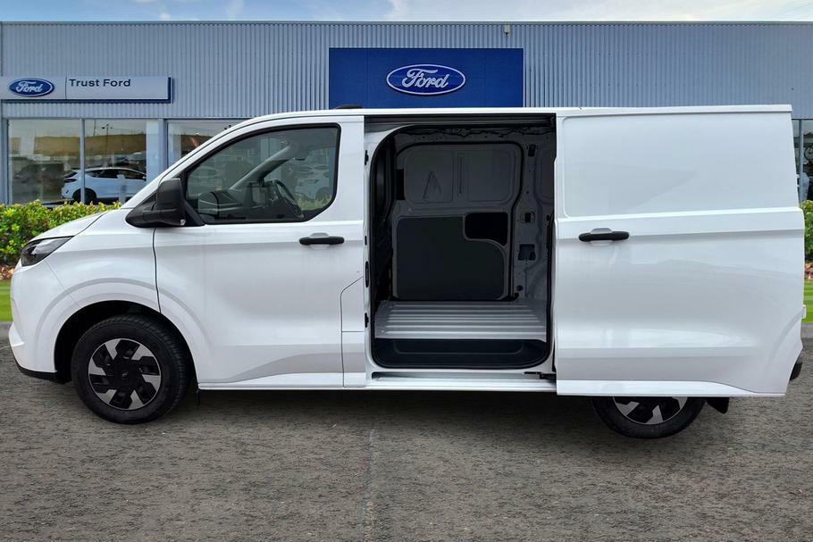 Ford Transit Custom 320 Trend L1 Swb Rwd 100Kw 65Kwh Low Roof White #5