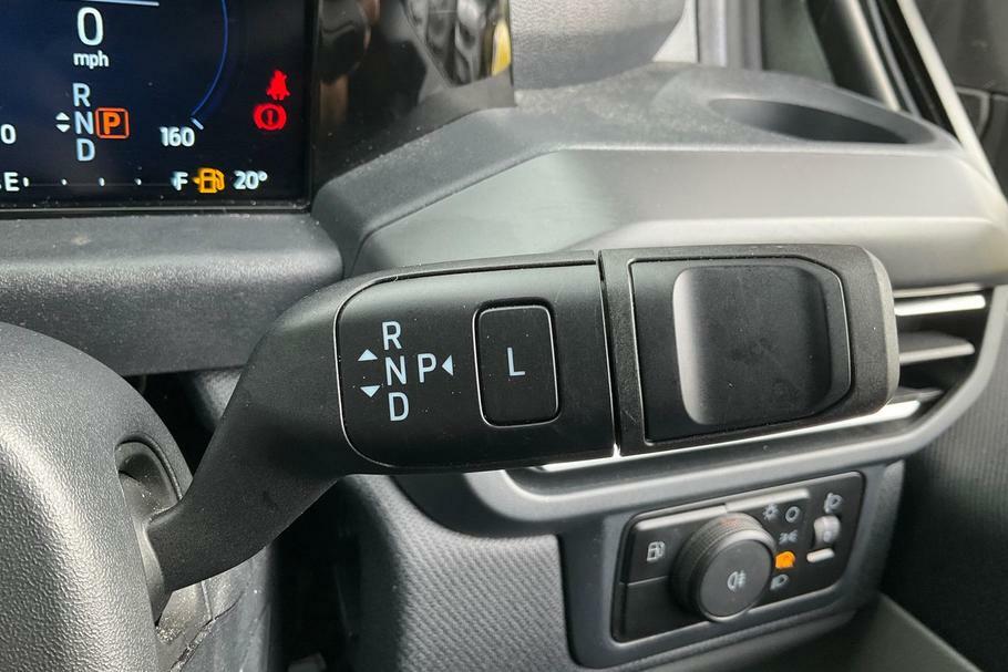 Ford Tourneo Custom Active 8 Seat 170Ps Ecoblue 8Spd Silver #32