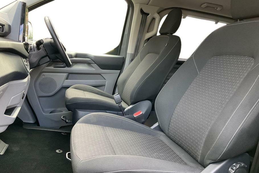 Ford Tourneo Custom Active 8 Seat 170Ps Ecoblue 8Spd Silver #10