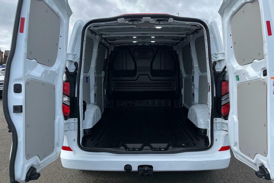 Ford Transit Custom 320 Limited L1 Swb Fwd 2.0 Ecoblue 136Ps Low Roof White #5
