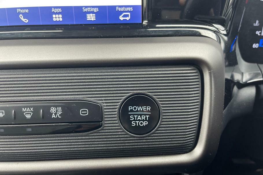 Ford Transit Courier 1.0 Ecoboost Leader Panel Van Sw #17