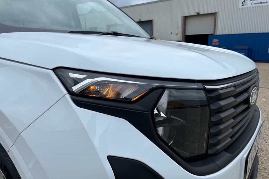 Ford Transit Courier 1.0 Ecoboost Leader Panel Van Sw #39
