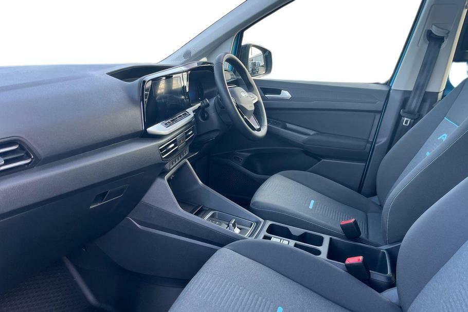 Ford Transit Connect 240 Active L1 Swb Flexcab 1.5 Ecoboost Phev 1 Blue #3