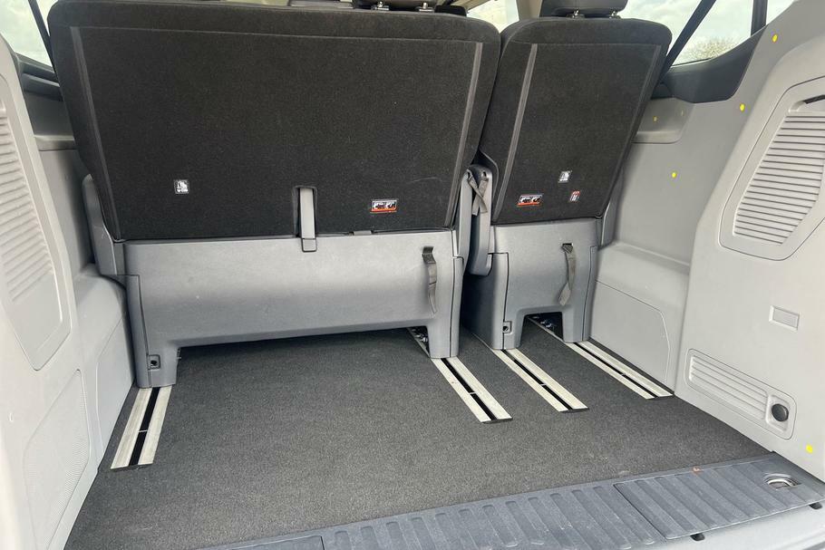 Ford Tourneo Custom 340 Titanium L2 Lwb 9 Seat Minibus Fwd 2.5 Ph #4
