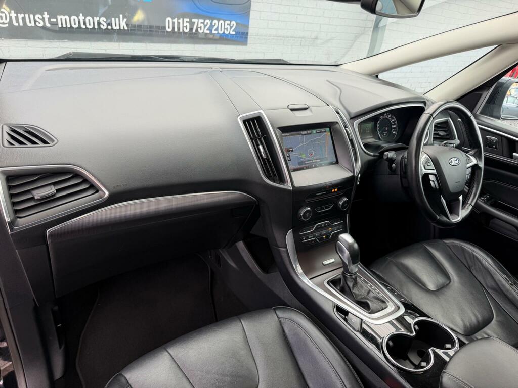 Ford S-Max Titanium Black #2