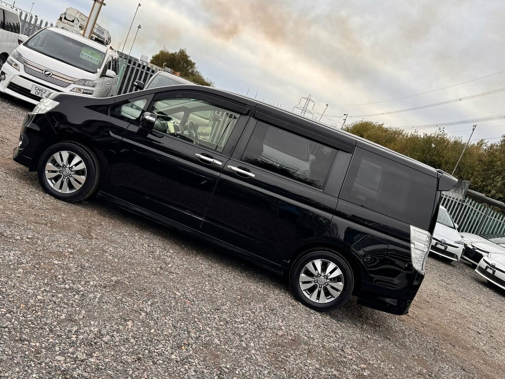 Honda StepWagon Spada G Auction Grade 4 Carplay Alloys 64000 Miles Black #2