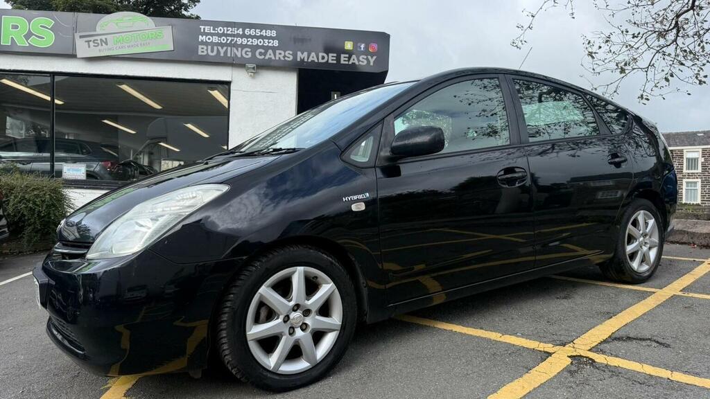 Toyota Prius 1.5 T3 Cvt Black #6